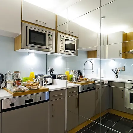 Apartment 60 Adelaide Square