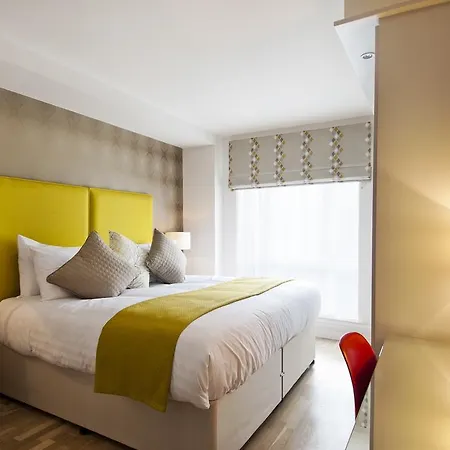 Apartment 60 Adelaide Square *